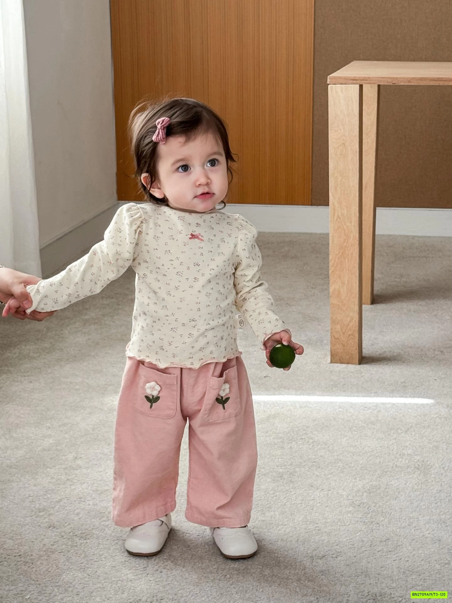 ÁO CHẤM BI MIX QUẦN NHUNG SUÔNG