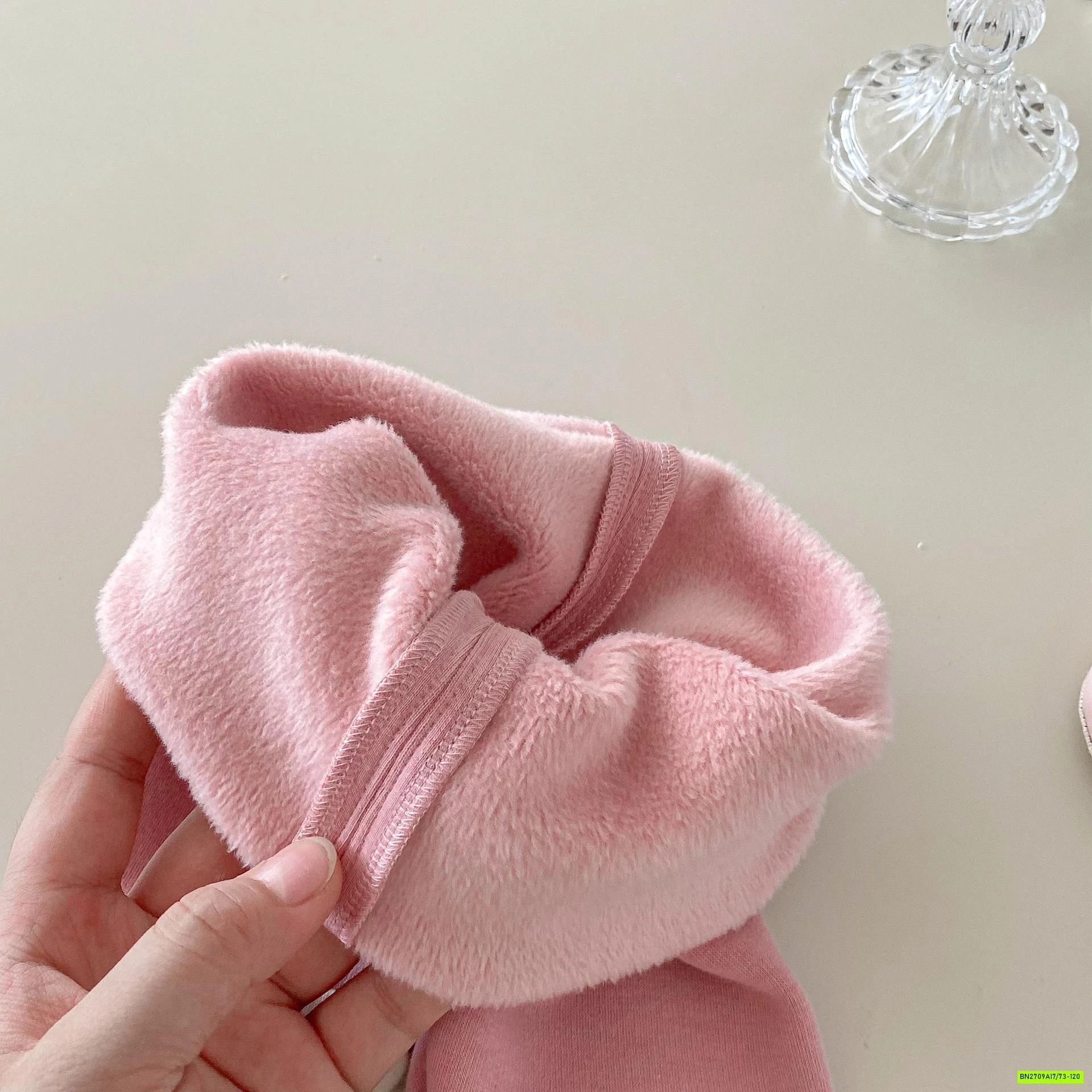 SÉT VÁY KITTY HỒNG DỄ THƯƠNG