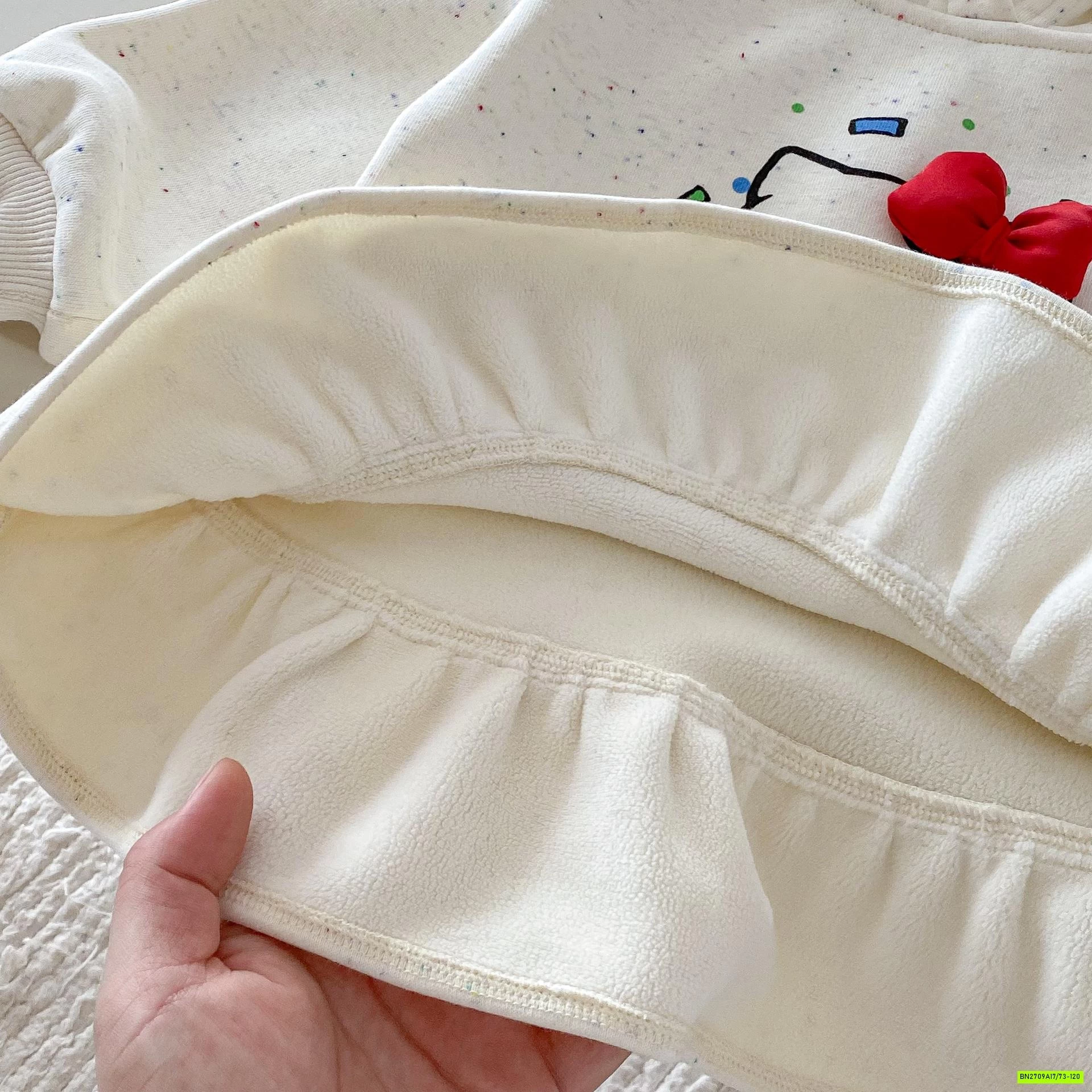 SÉT VÁY KITTY HỒNG DỄ THƯƠNG