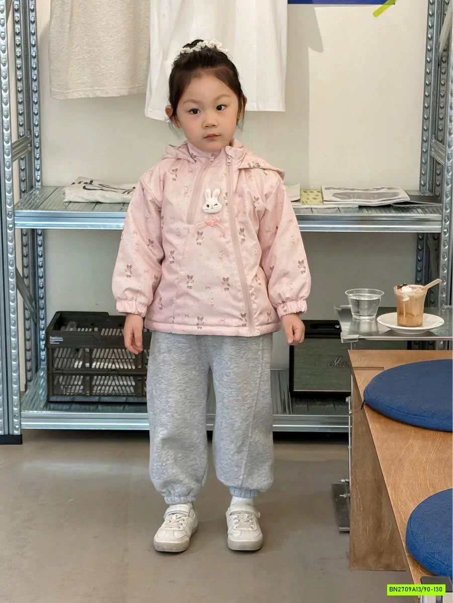 KHOÁC GIÓ TRẦN TRÁM THỎ HỒNG