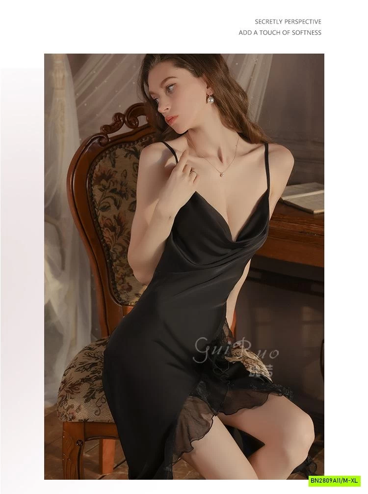 SÉT VÁY NGỦ LỤA 2 DÂY KÈM ÁO CHOÀNG