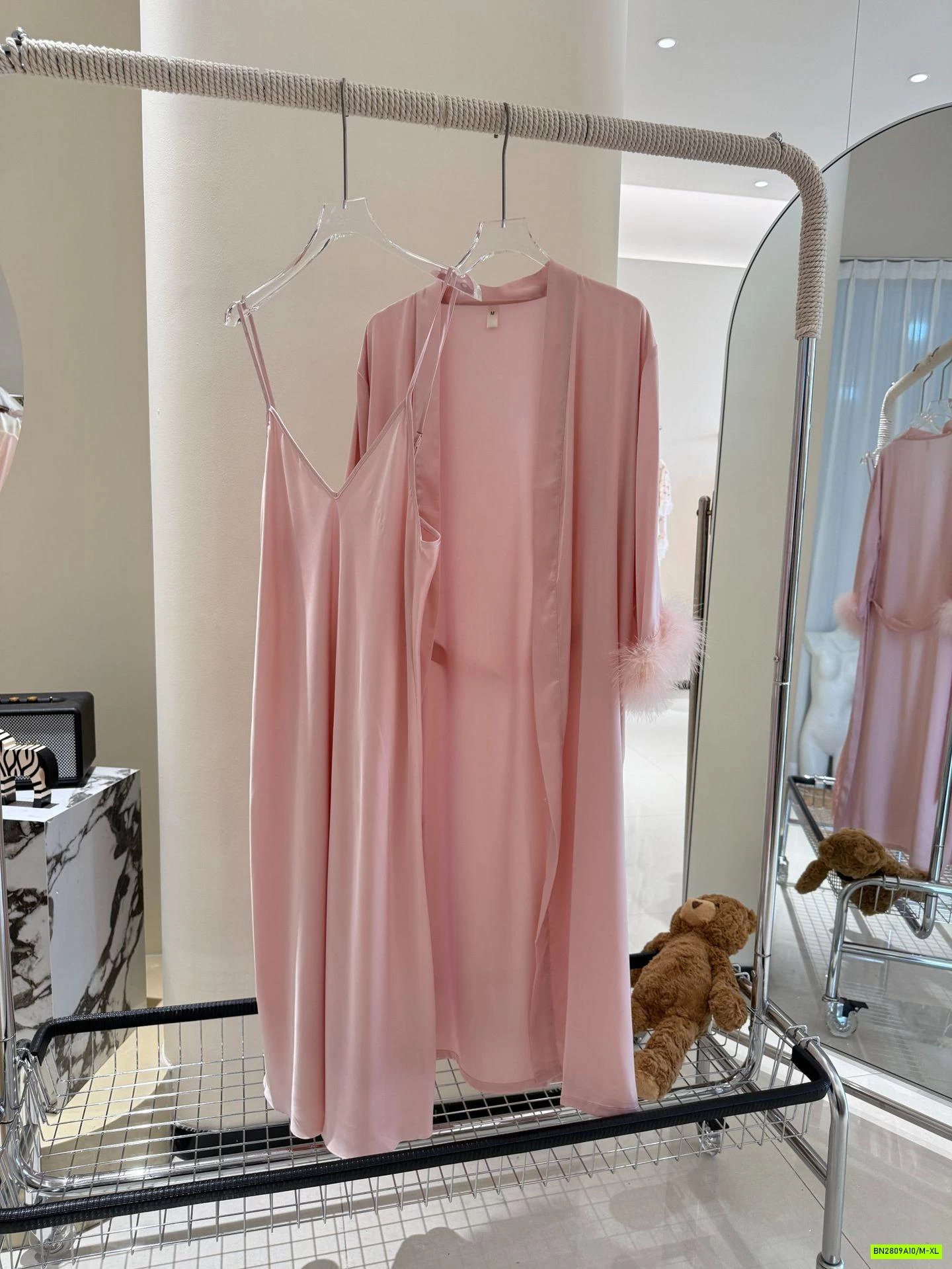 VÁY NGỦ LỤA 2 CHI TIẾT