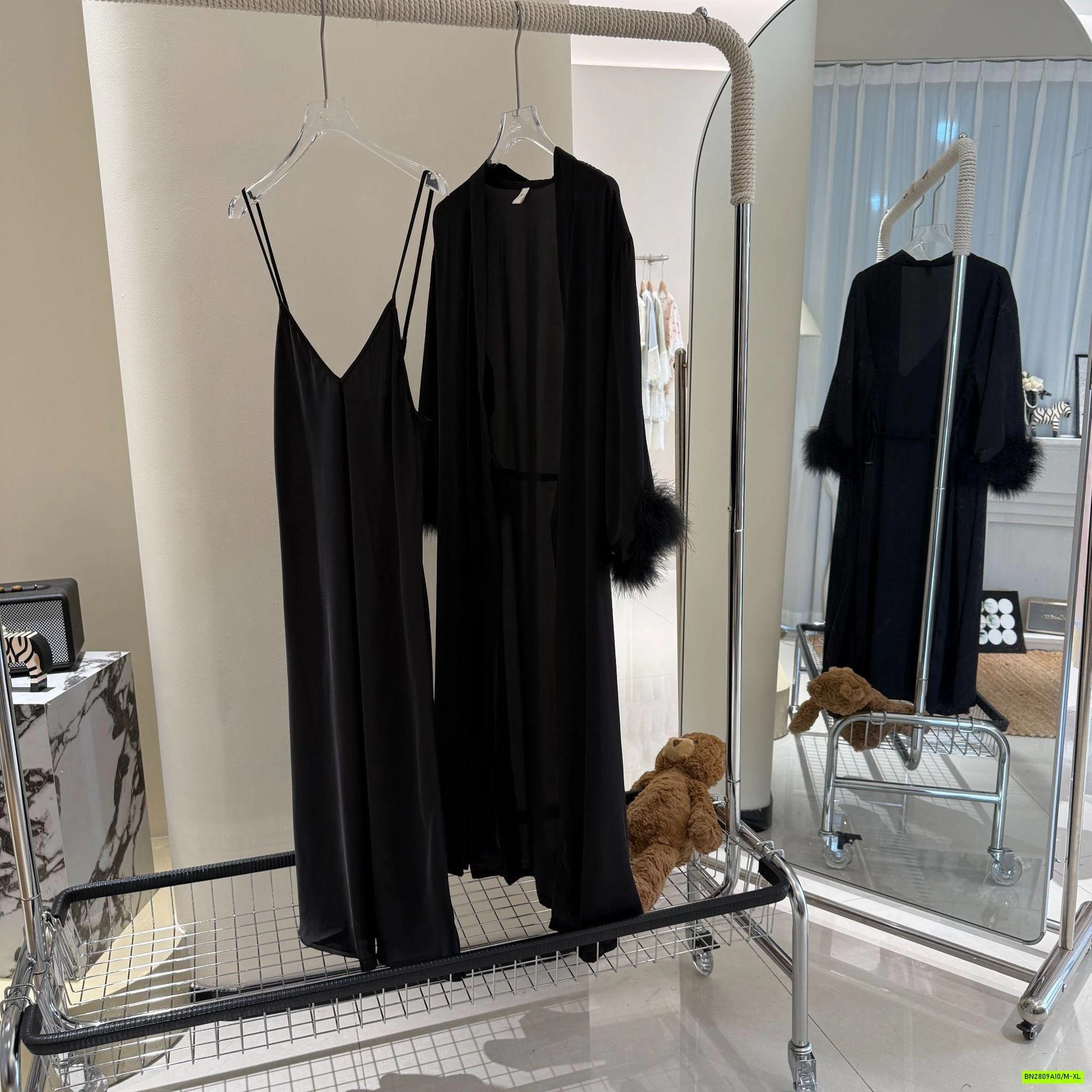 VÁY NGỦ LỤA 2 CHI TIẾT