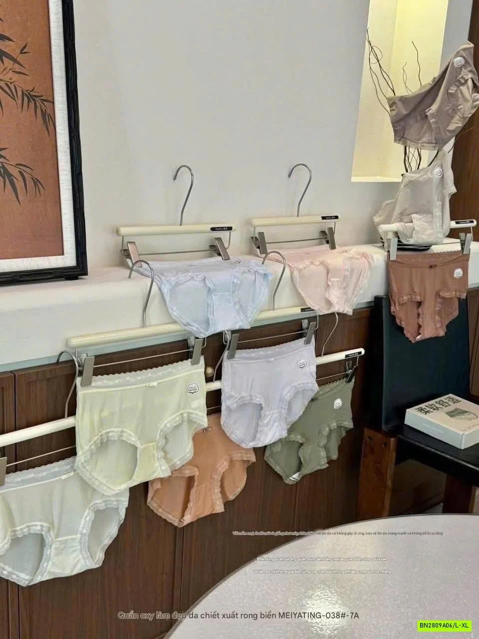 HỘP 10 CHIP VIỀN REN