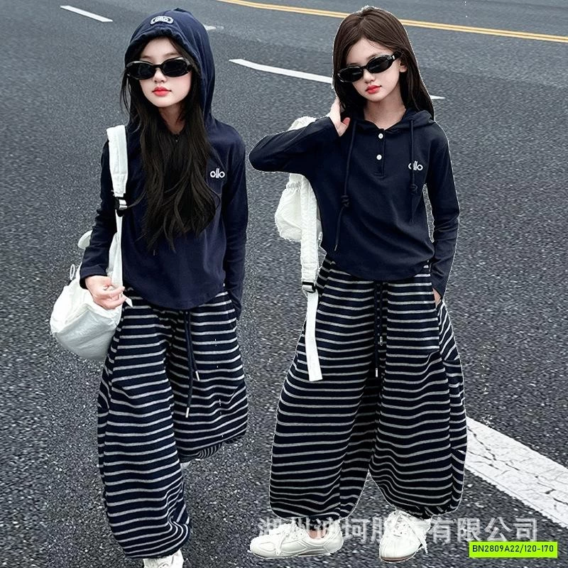 SÉT ÁO KHOÁC QUẦN BOM KẺ SZ ĐẠI