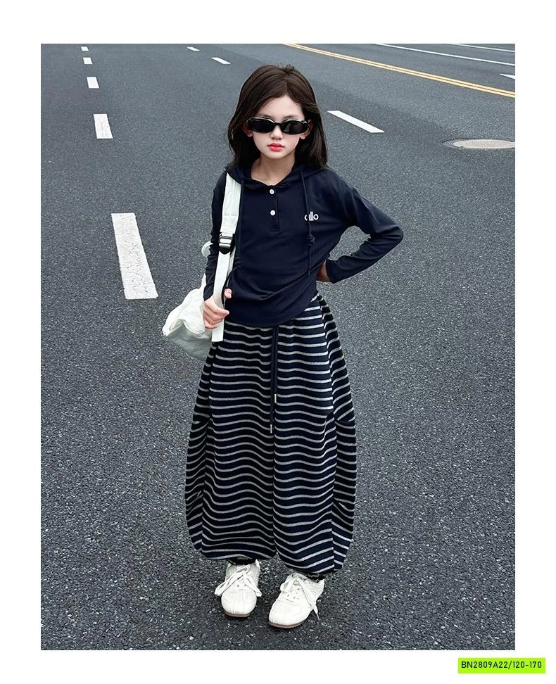 SÉT ÁO KHOÁC QUẦN BOM KẺ SZ ĐẠI