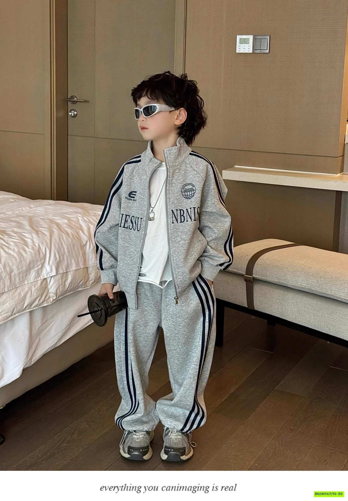 SÉT THỂ THAO PHỐI SỌC ÁO KHOÁC X.S.TONGPIN