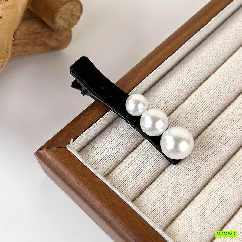 SÉT 5 KẸP TÓC GẮN NGỌC TRAI