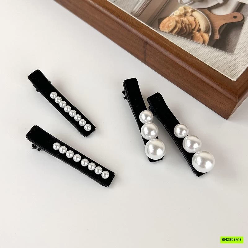 SÉT 5 KẸP TÓC GẮN NGỌC TRAI