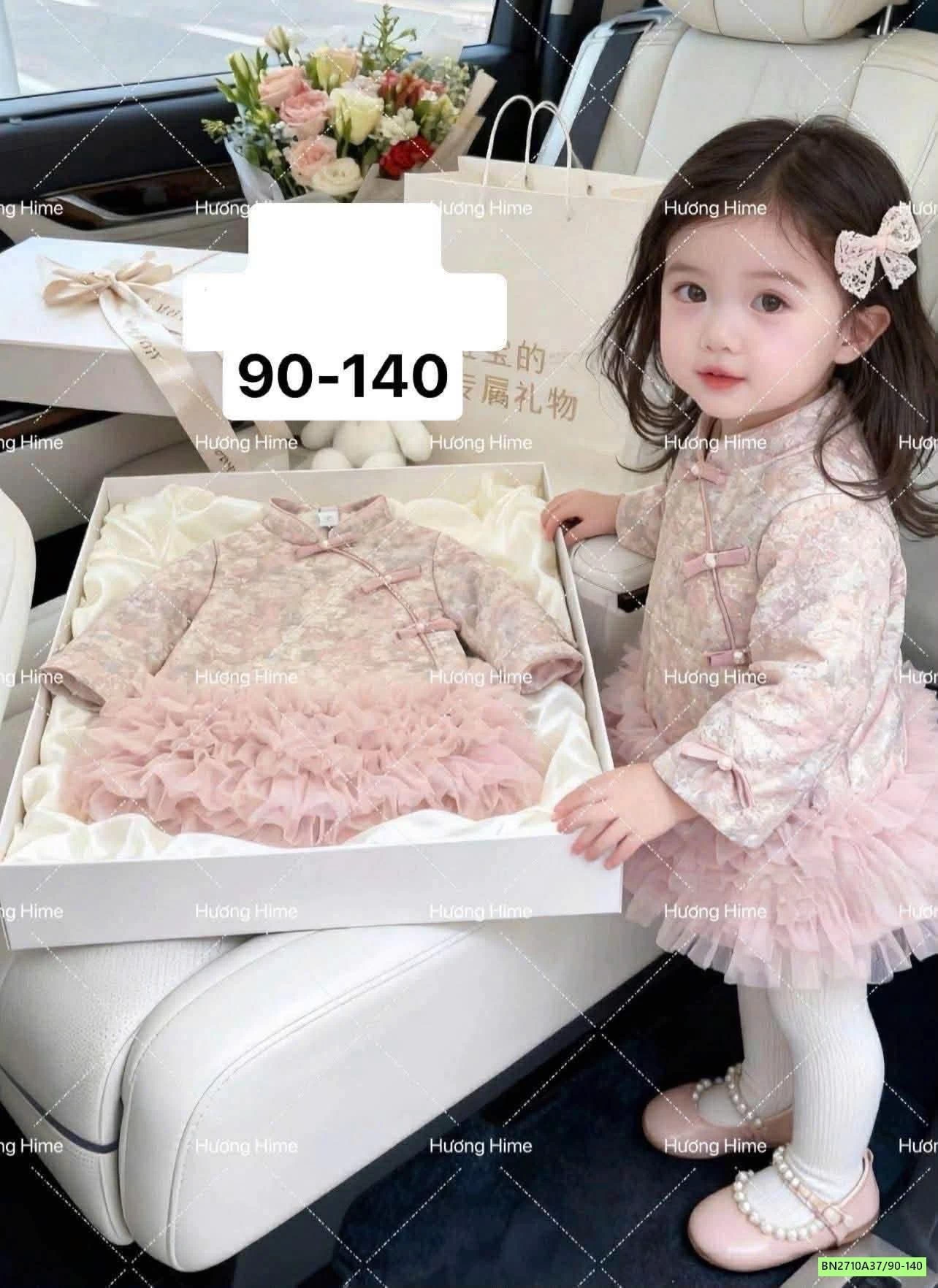 VÁY SƯỜN XÁM HOA TRẦN BÔNG PHỐI REN