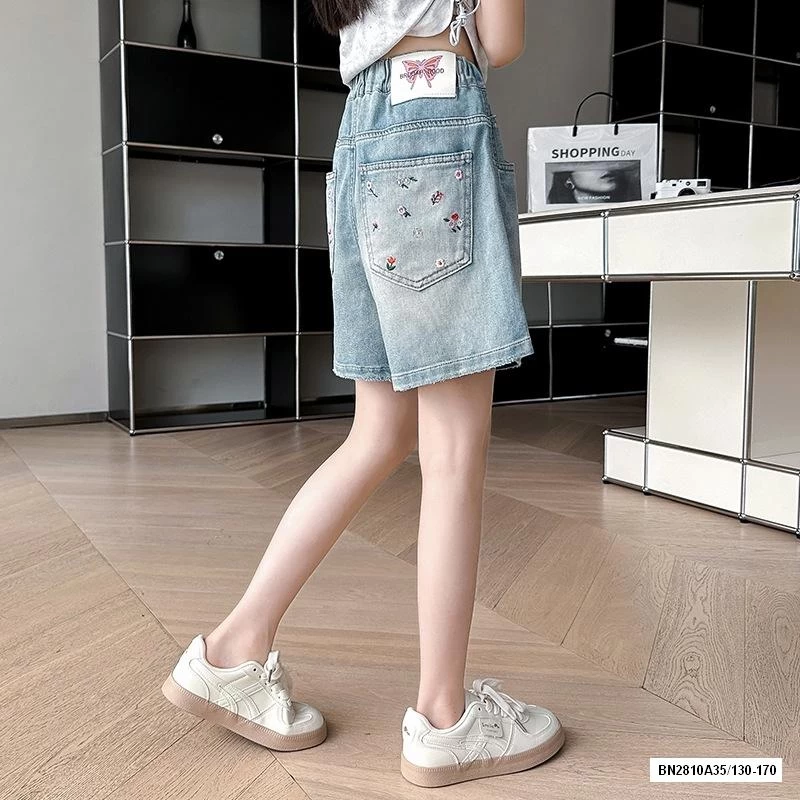 SHORT JEANS THÊU HOA SZ ĐẠI