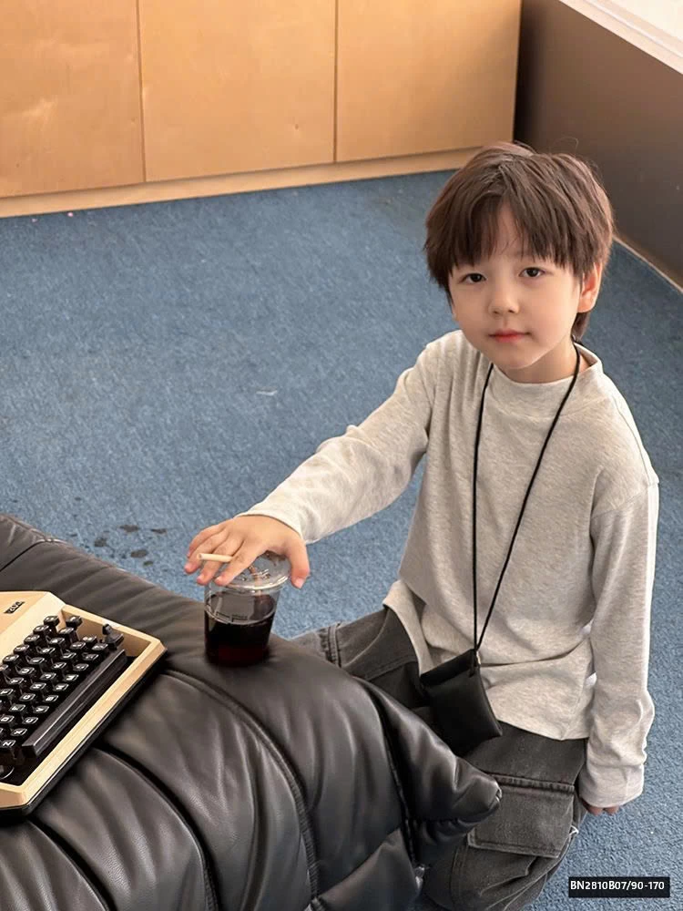 ÁO GIỮ NHIỆT TRƠN MÀU AMBB  24Y101