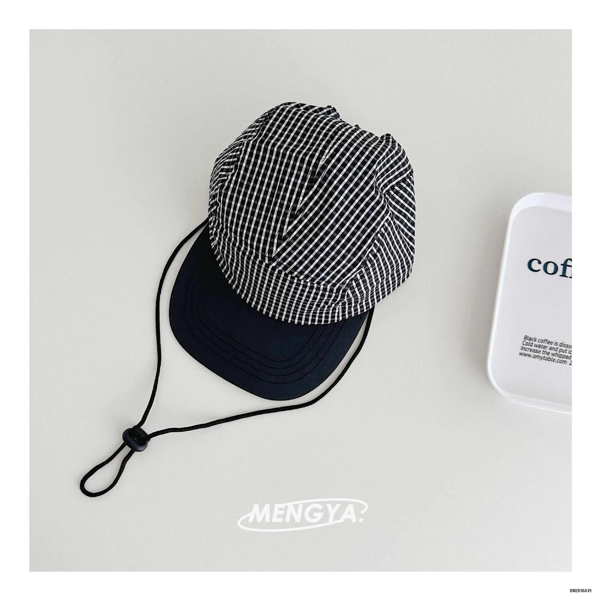 MŨ KẾT CARO TÁN RỘNG