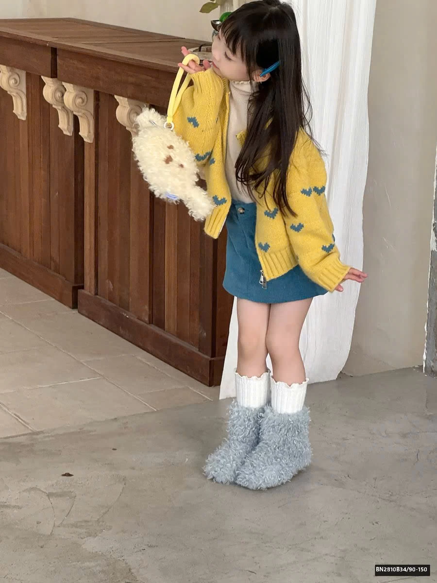 ÁO LEN VÀNG TRÁI TIM