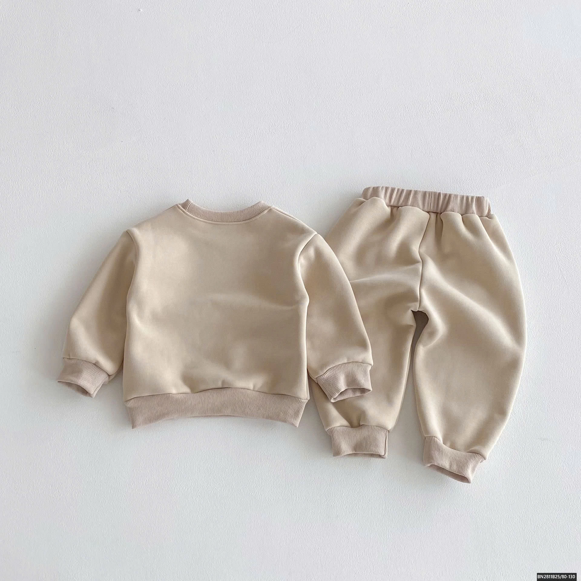 SET BỘ MÀU BE LÓT LÔNG CỪU HOẠT HÌNH