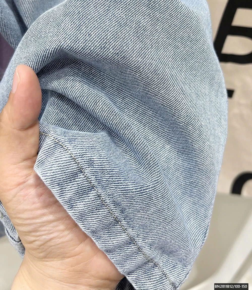 QUẦN JEAN BẠC MÀU TÚI THÊU TRÁI TÍM BÉ GÁI KACADY