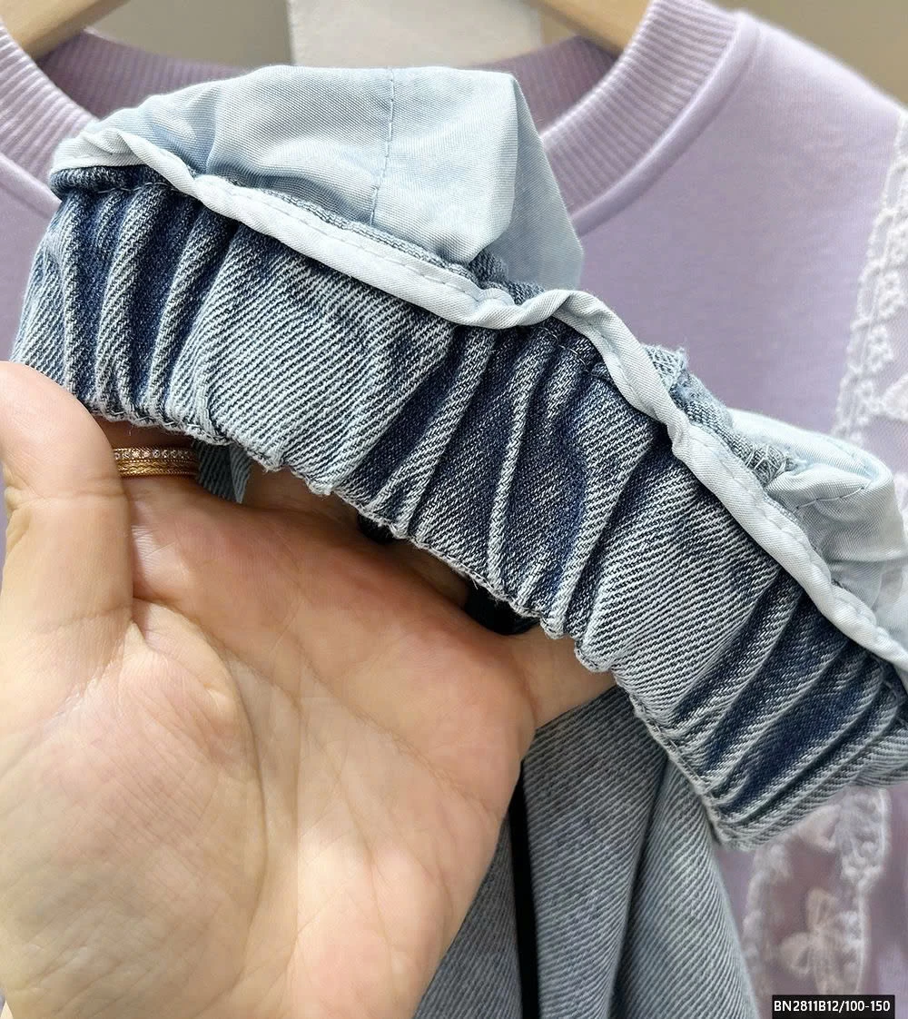 QUẦN JEAN BẠC MÀU TÚI THÊU TRÁI TÍM BÉ GÁI KACADY