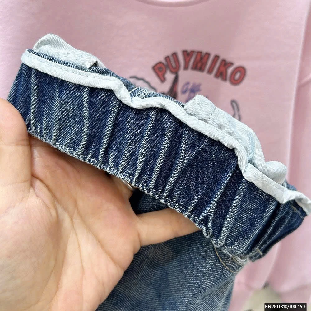 QUẦN JEAN TÚI THÊU HOA BÉ GAI KACADY