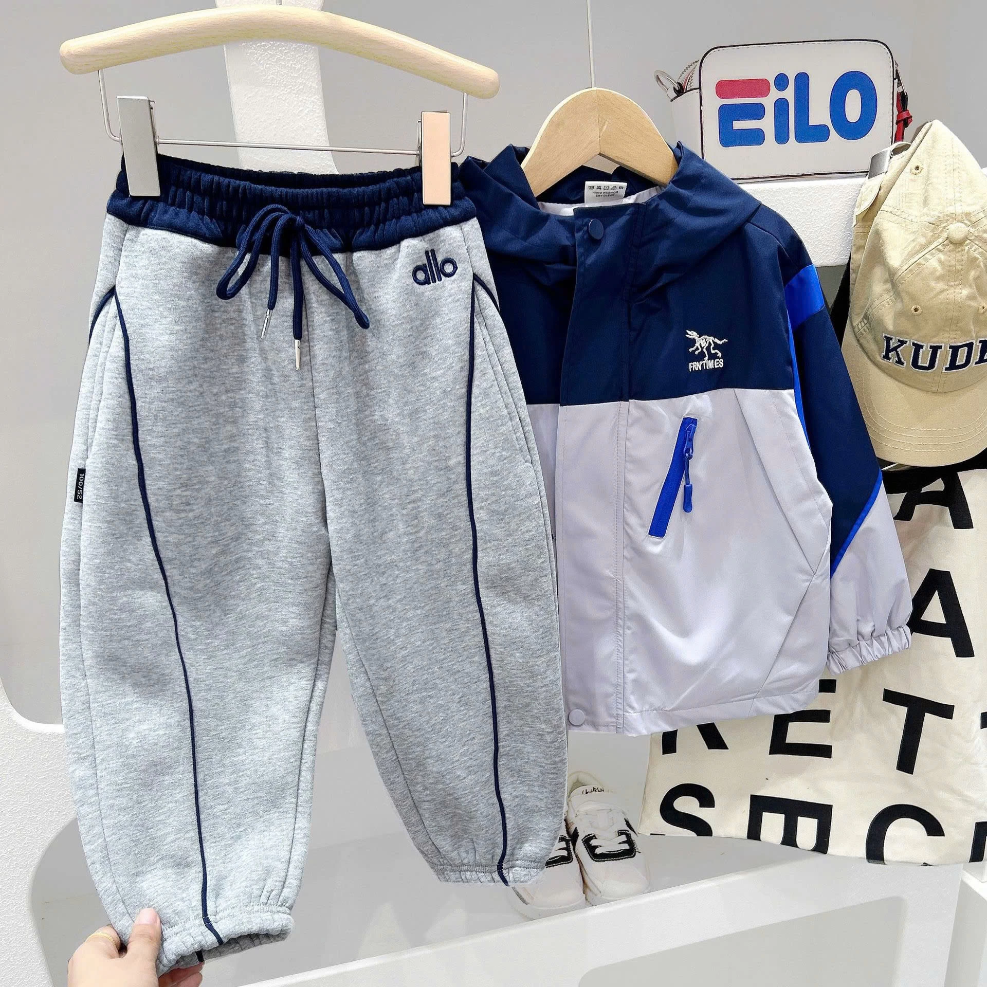 QUẦN NỈ BO ỐNG LÓT LÔNG KACADY