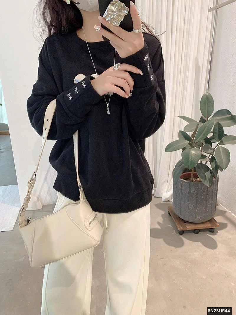 ÁO NỈ 3 CHÚ GẤU NỮ