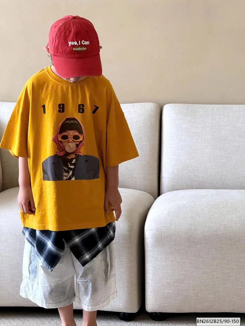 ÁO PHÔNG VÀNG  HỌA TIẾT HÌNH NGƯỜI