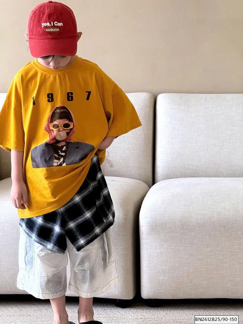 ÁO PHÔNG VÀNG  HỌA TIẾT HÌNH NGƯỜI