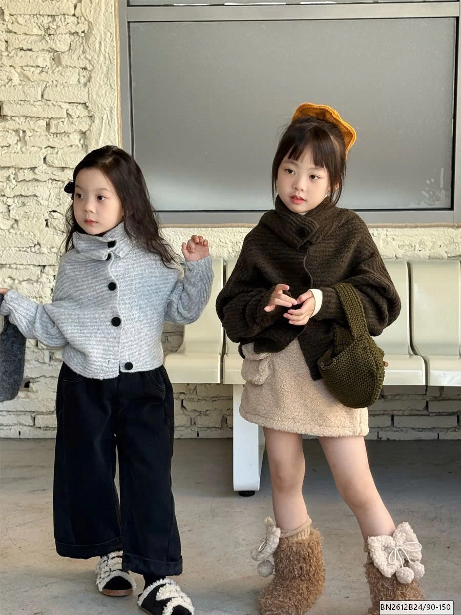 ÁO LEN THỜI TRANG ĐÓNG CÚC