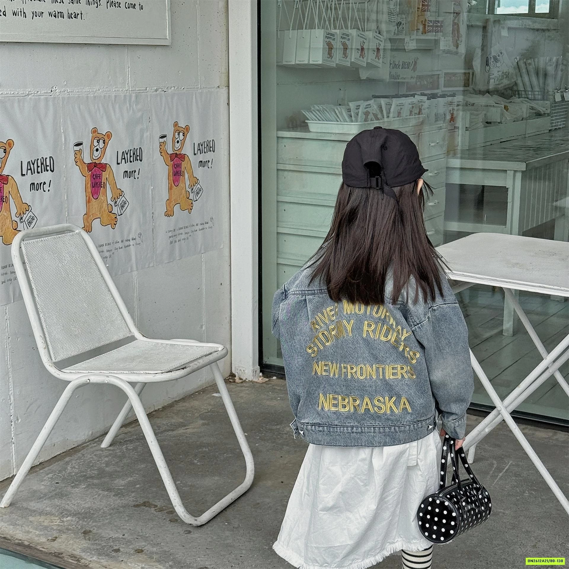 KHOÁC JEANS THÊU CHỮ ADBABY