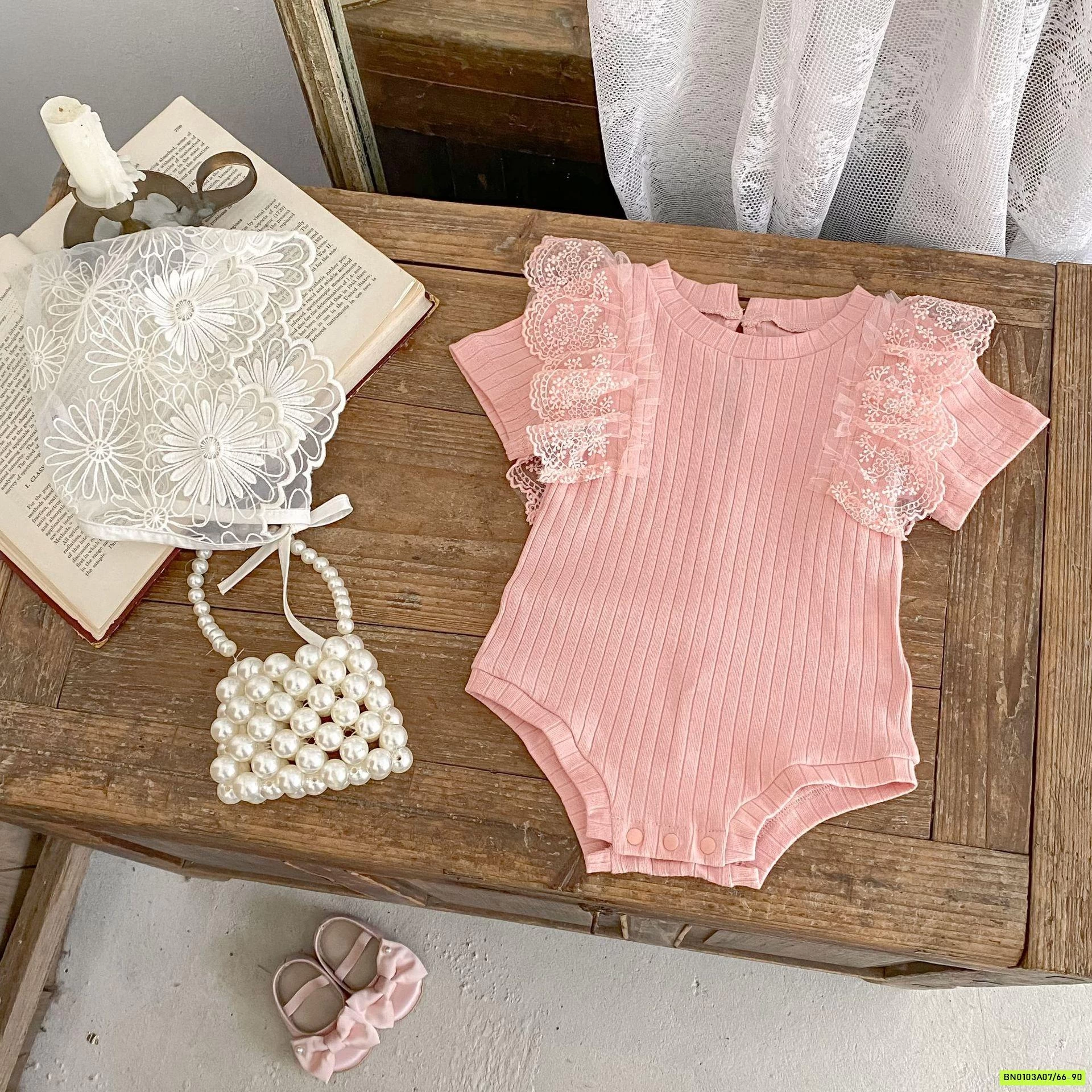 BODY GÂN HỒNG PHỐI REN ENGEPAPA