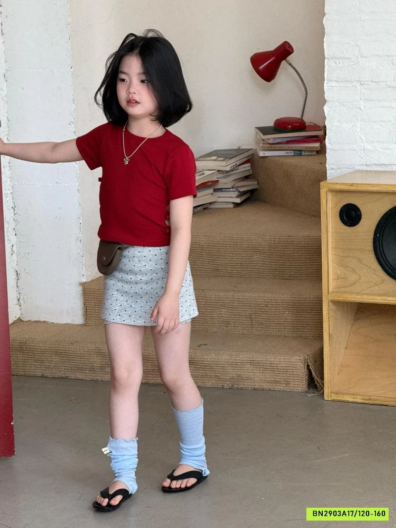 CROPTOP ĐỎ KHOÉT EO MIX QUẦN VÁY XÁM