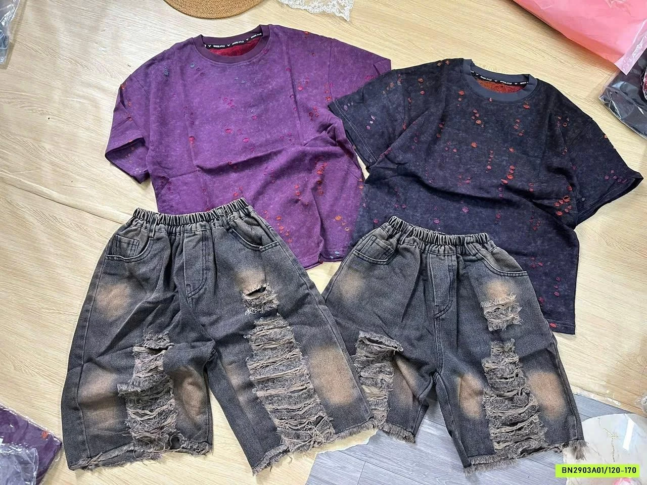 SÉT ÁO THUN MIX SHORT JEANS RÁCH CÁ TÍNH