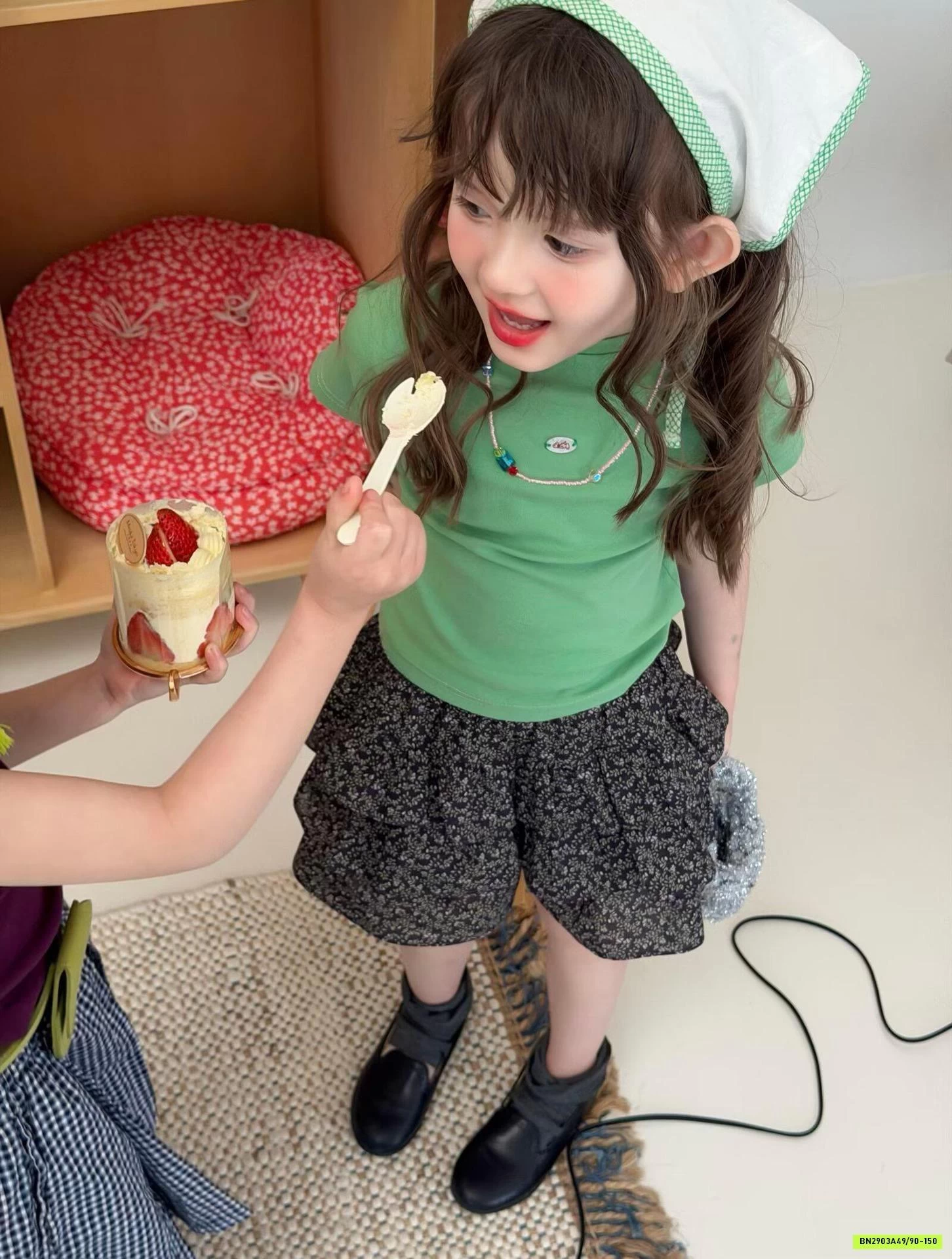 ÁO THUN MIX CV HOA VÀ QUẦN CARO