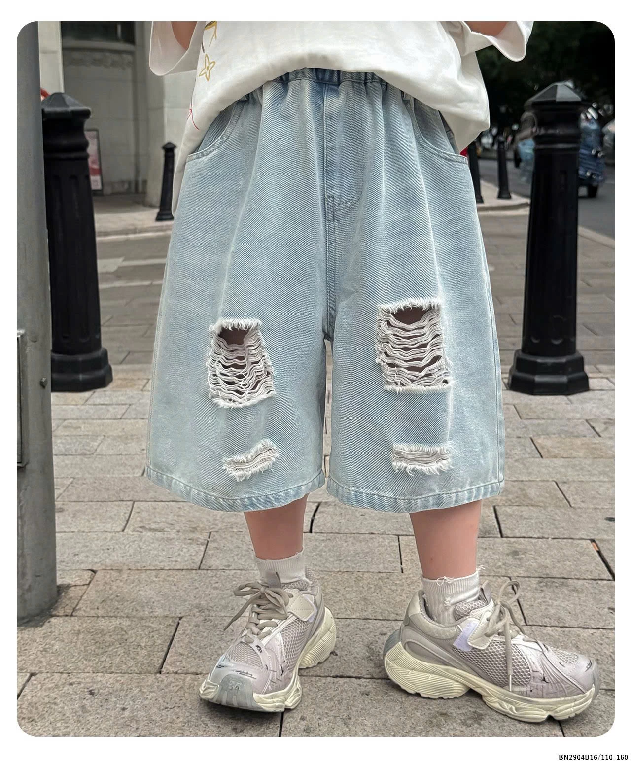 SÉT ÁO THUN MICKEY MIX QUẦN SHORT JEAN RÁCH