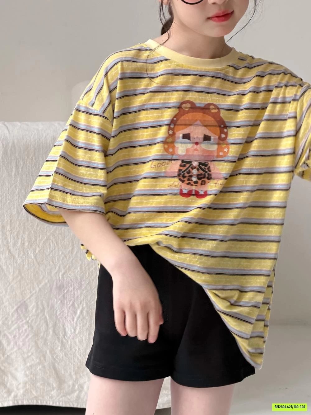 ÁO THUN GIẤY KẺ VÀNG KUMAI