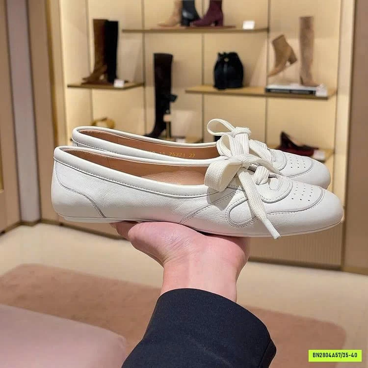 GIÀY BỆT MŨI TRÒN BUỘC DÂY