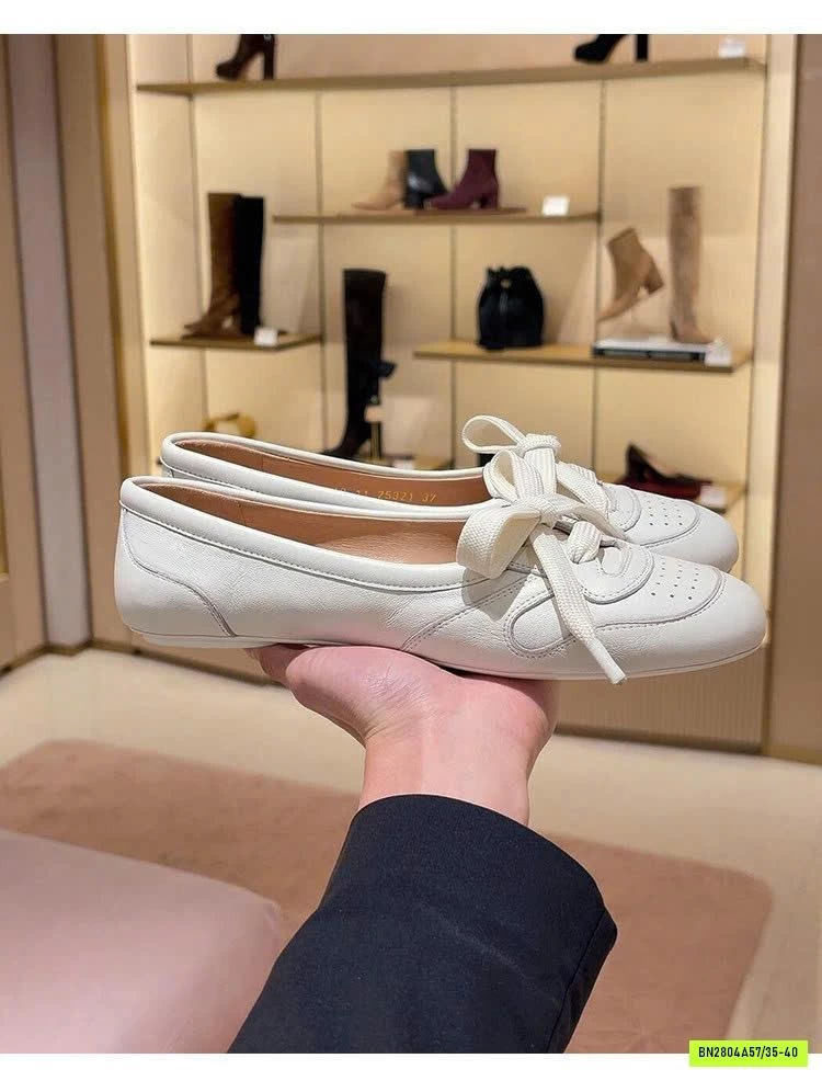 GIÀY BỆT MŨI TRÒN BUỘC DÂY