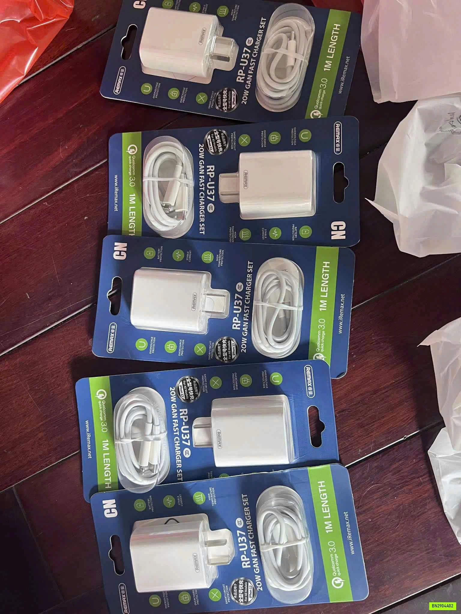 BỘ SẠC NHANH REMAX-RP-U37