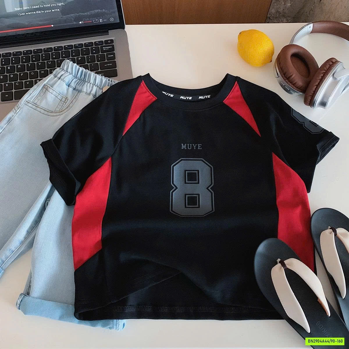 ÁO THỂ THAO SỐ 8