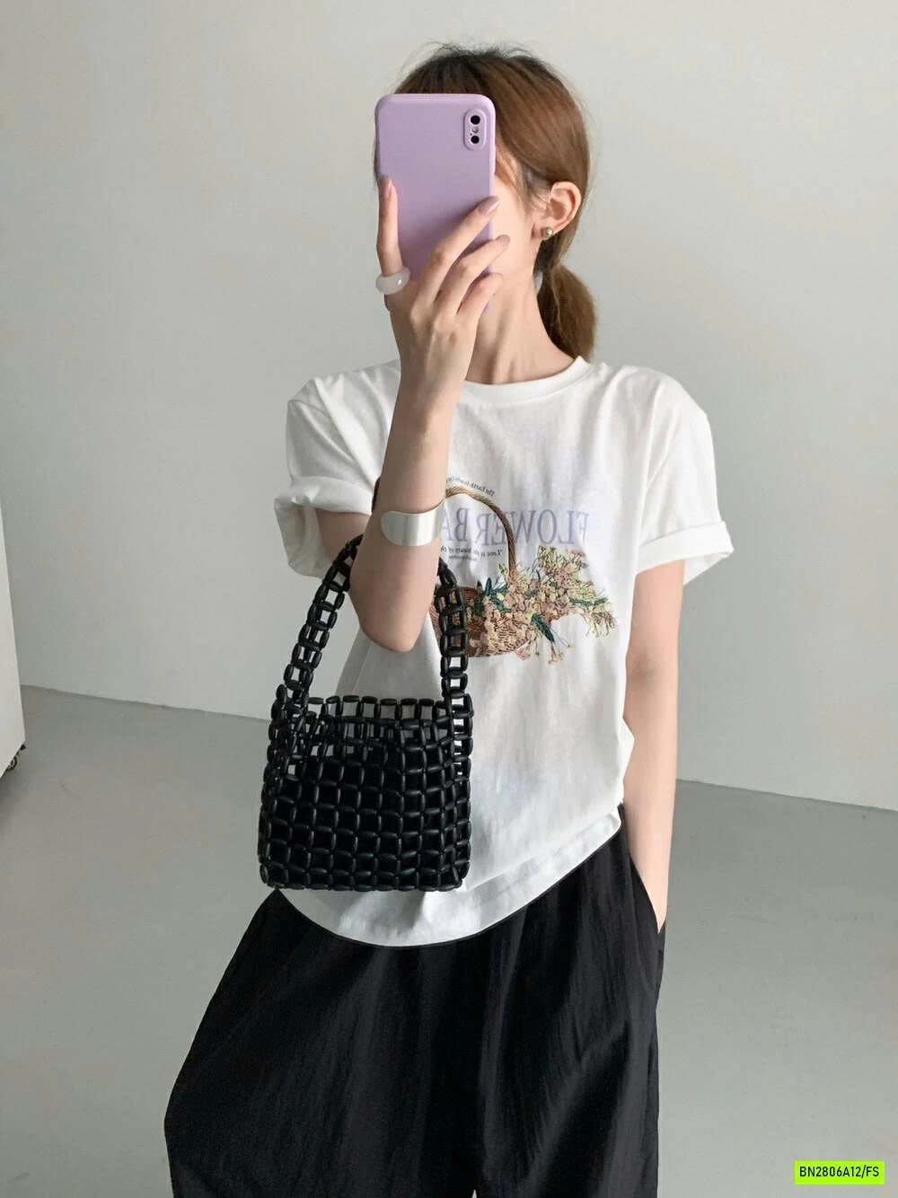 ÁO THUN XƯỚC IN HÌNH NỮ