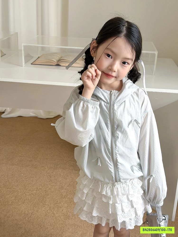 KHOÁC GIÓ TENCEL GẮN NƠ 26B045 AMBB