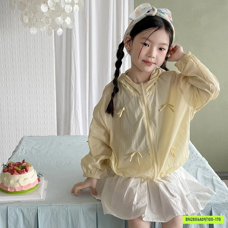 KHOÁC GIÓ TENCEL GẮN NƠ 26B045 AMBB