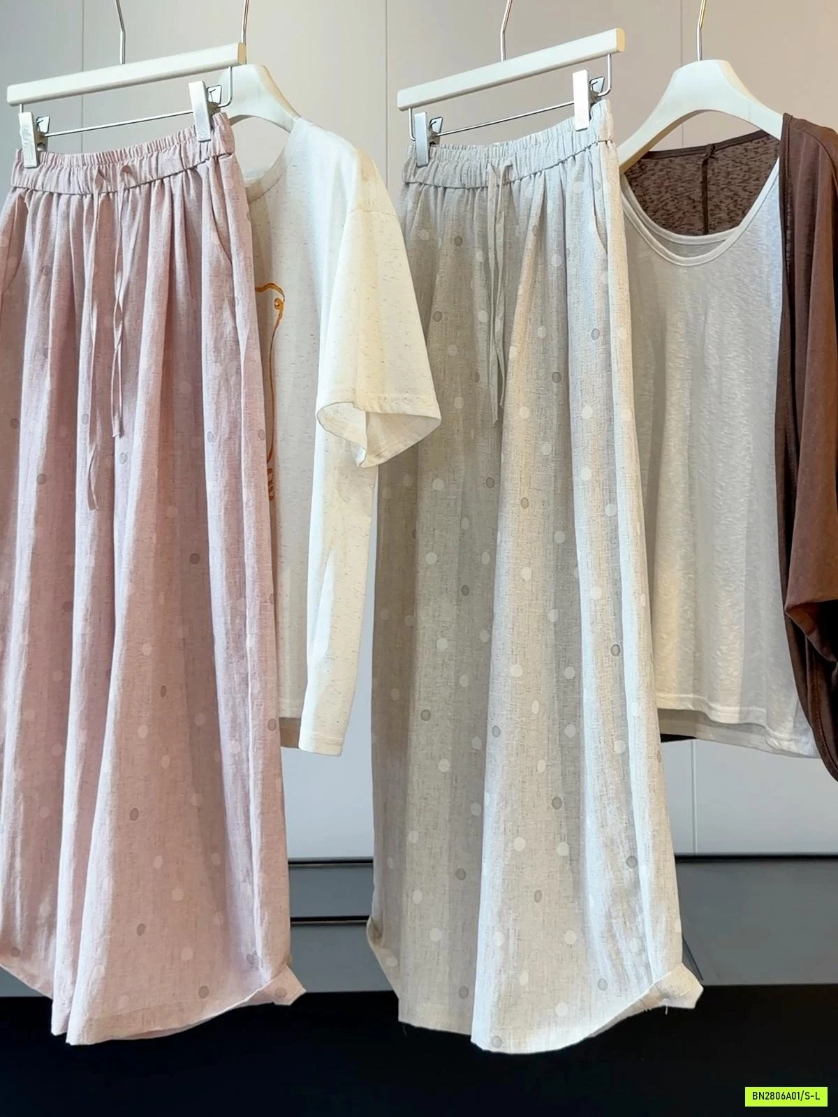 QUẦN SUÔNG ĐŨI CHẤM BI ANNA