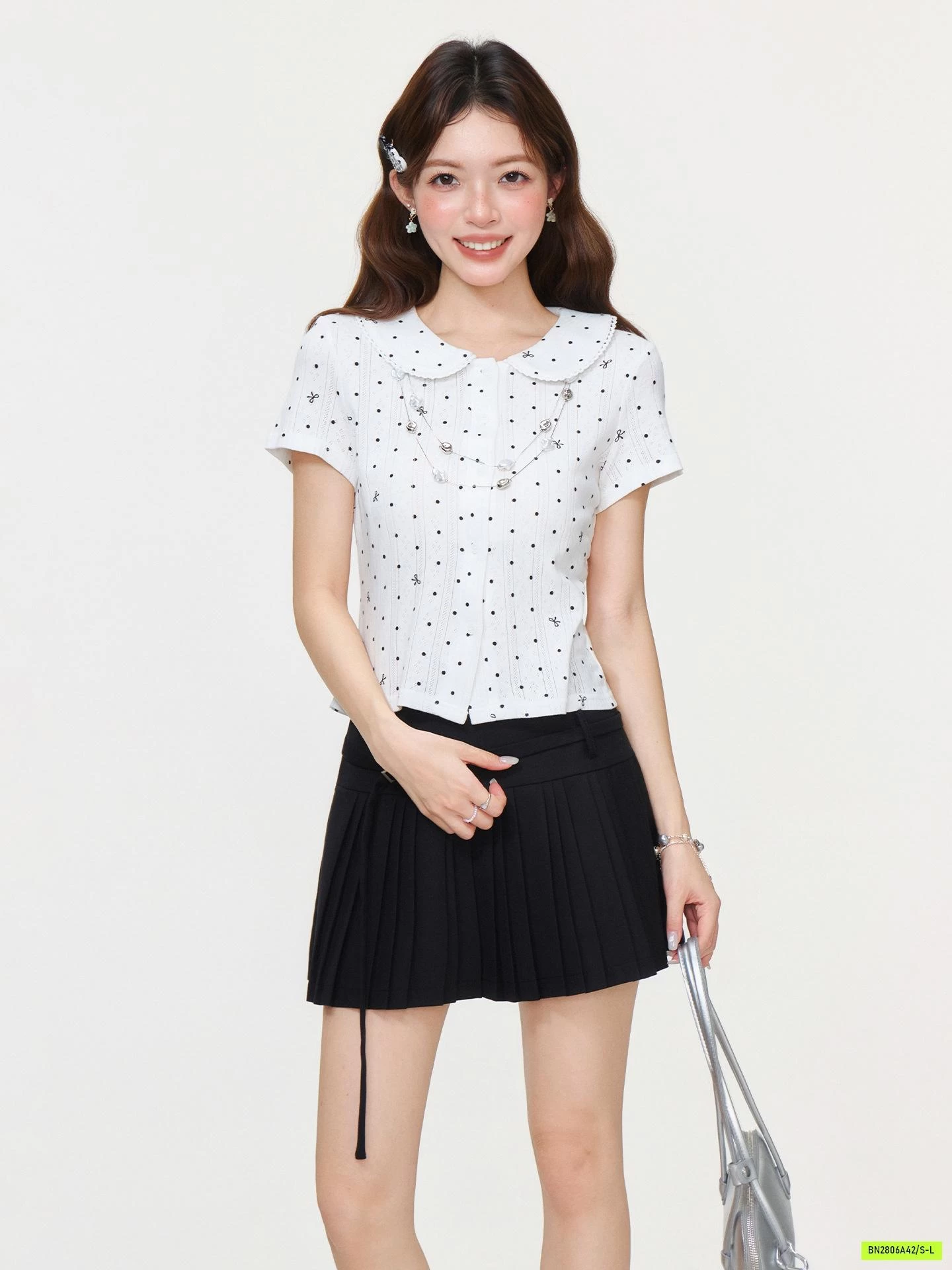 ÁO CỔ SEN BÁNH BÈO CHẤM BI NỮ