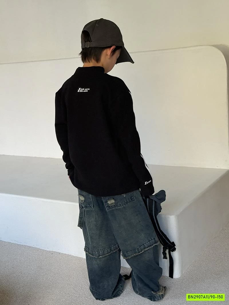 ÁO GIỮ NHIỆT DÁNG THỂ THAO