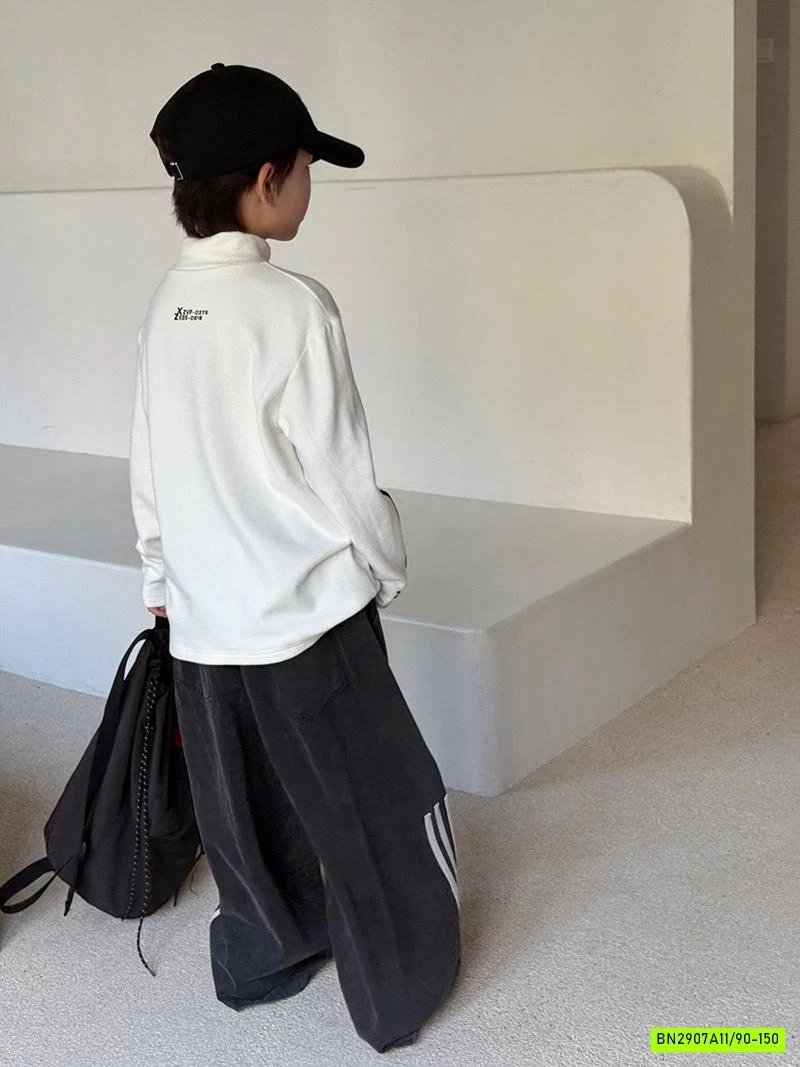 ÁO GIỮ NHIỆT DÁNG THỂ THAO