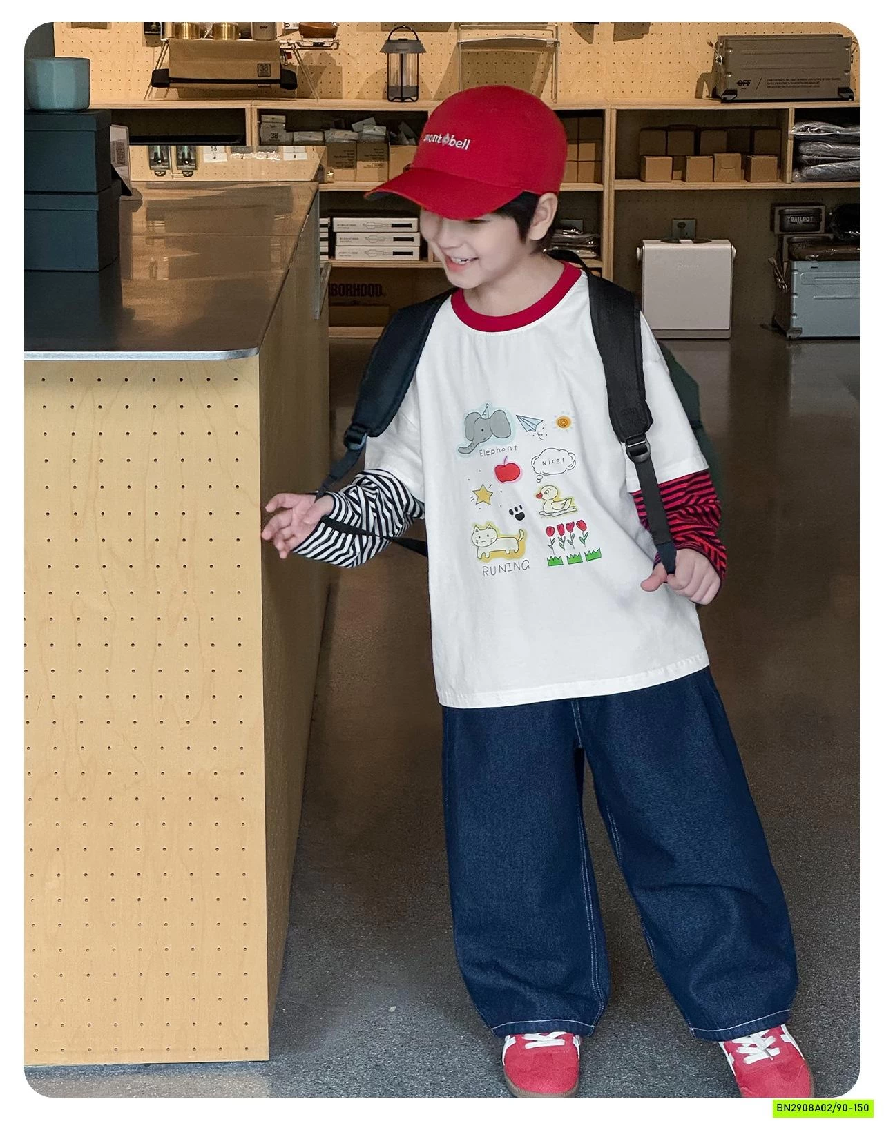 ÁO THUN IN HÌNH PHỐI TAY KẺ AQ5061 AOAOKIDS