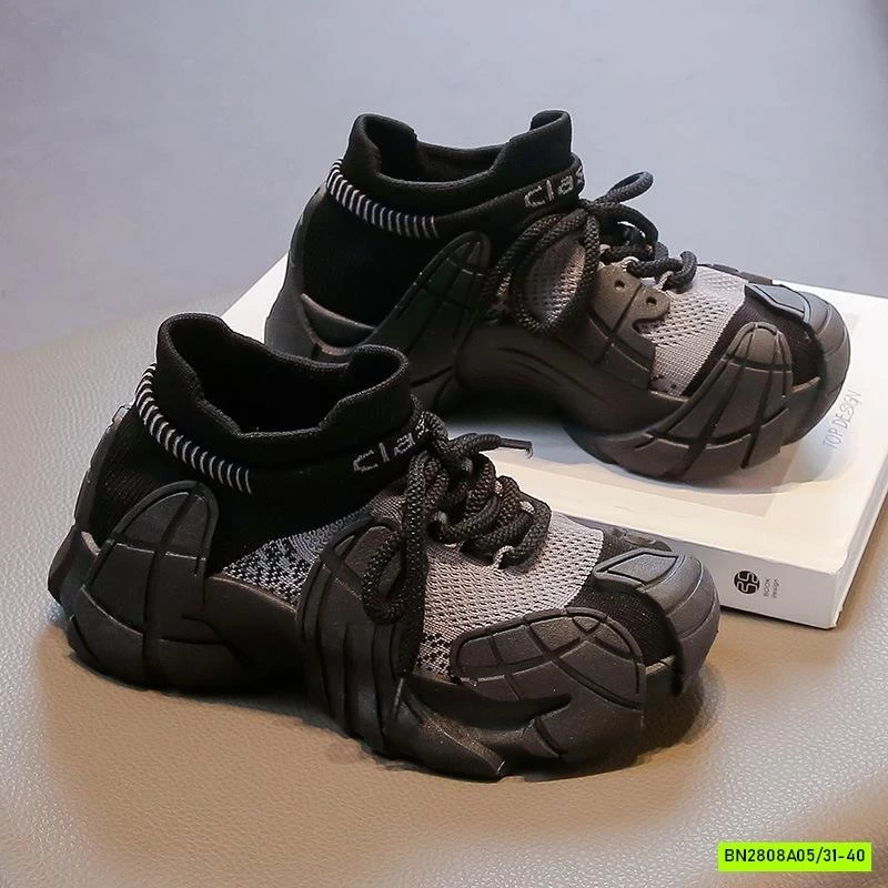 GIÀY CỔ LEN CHUN PHỐI MÀU CÁ TÍNH