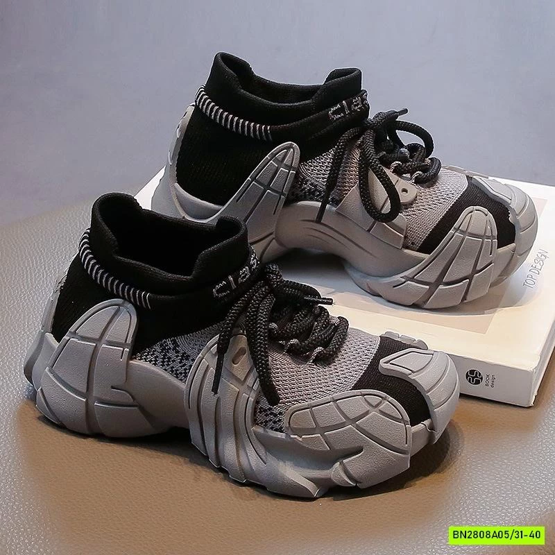 GIÀY CỔ LEN CHUN PHỐI MÀU CÁ TÍNH