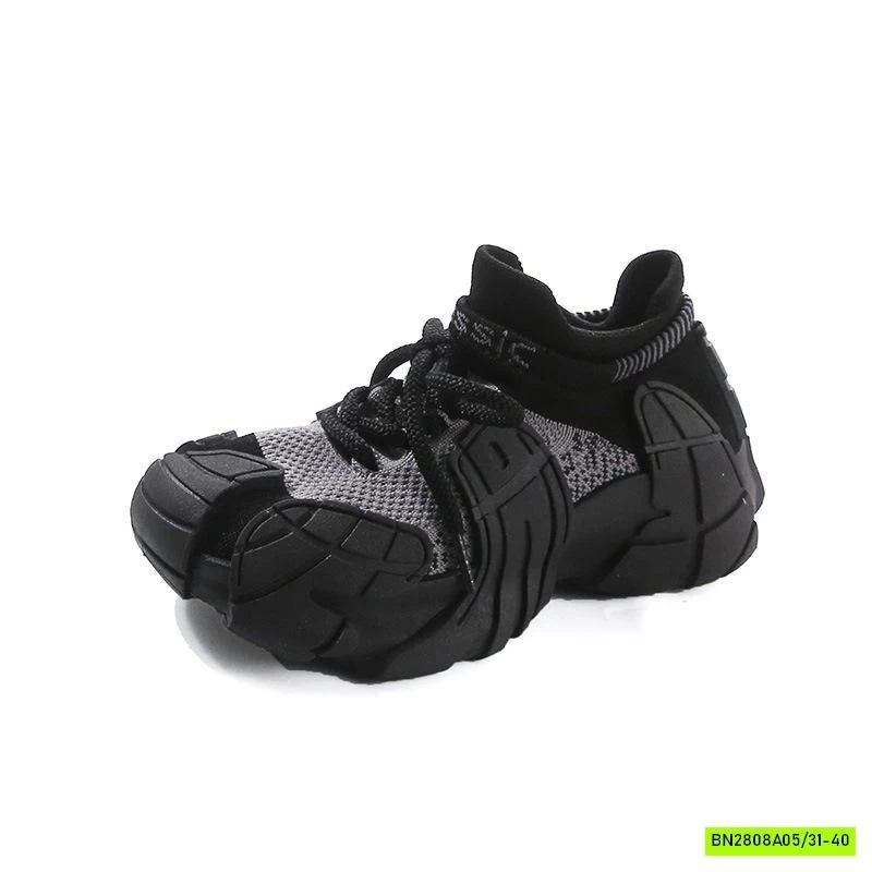 GIÀY CỔ LEN CHUN PHỐI MÀU CÁ TÍNH