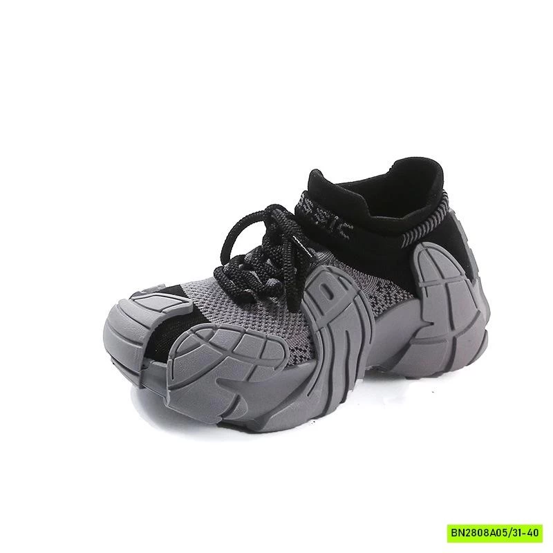 GIÀY CỔ LEN CHUN PHỐI MÀU CÁ TÍNH